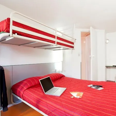 Premiere Classe Niort Est *