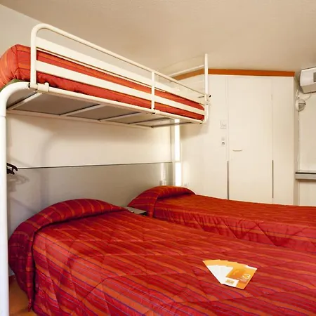 Hotel Premiere Classe Niort Est La Creche