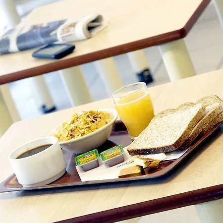 Premiere Classe Niort Est