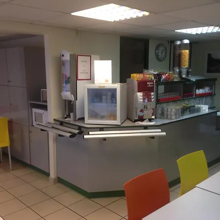 Premiere Classe Niort Est Hotell *