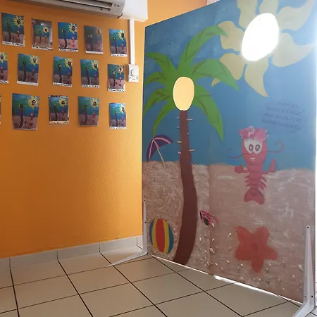 Premiere Classe Niort Est * La Creche