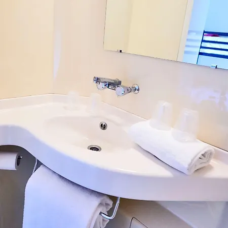 Premiere Classe Niort Est * ラ・クレッシュ