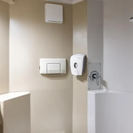 Premiere Classe Niort Est *