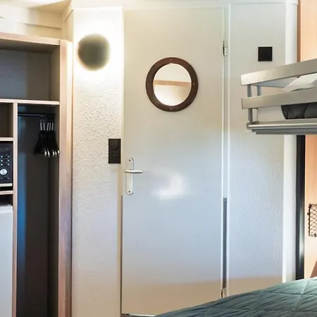 ホテル Premiere Classe Niort Est