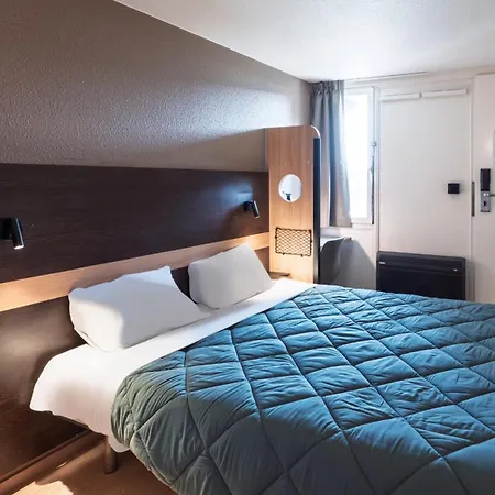 Premiere Classe Niort Est Otel La Creche