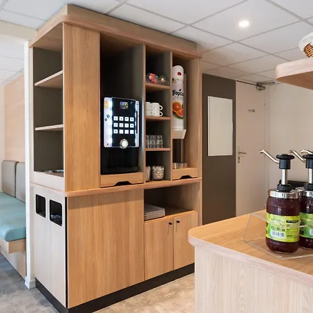 Hotel Premiere Classe Niort Est *
