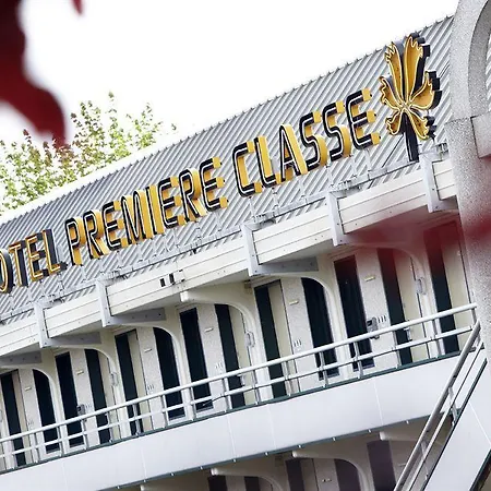 Premiere Classe Niort Est Otel *