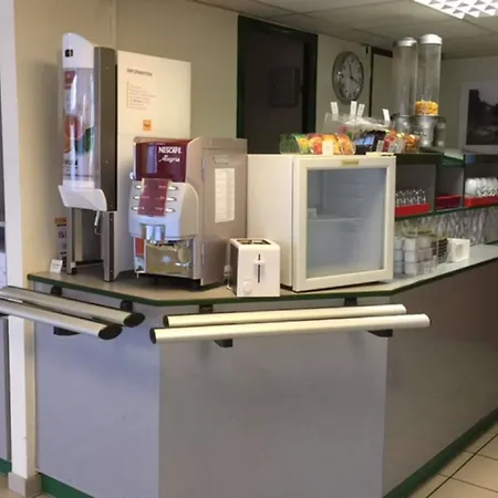 Hotel Premiere Classe Niort Est *