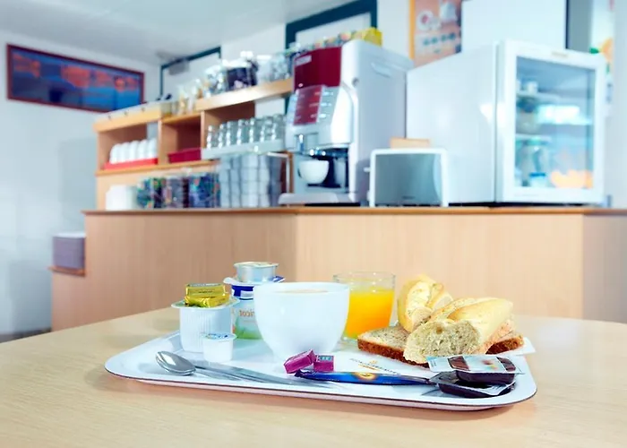 Premiere Classe Niort Est Hotel *