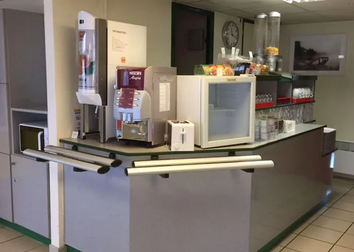 Premiere Classe Niort Est Hotel *