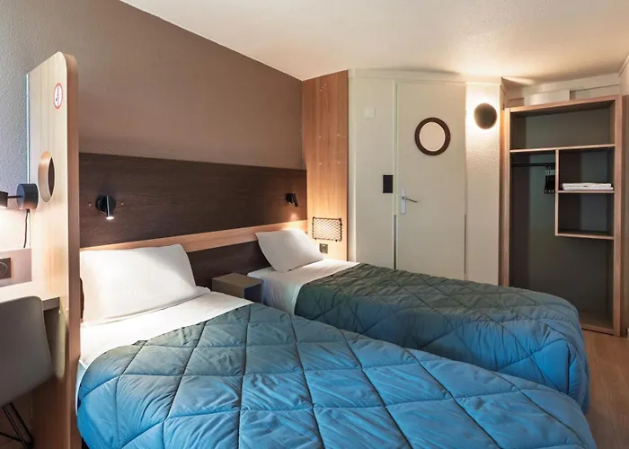 Premiere Classe Niort Est Hotel *