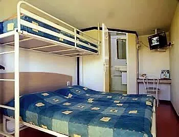 Premiere Classe Niort Est Hotel La Creche