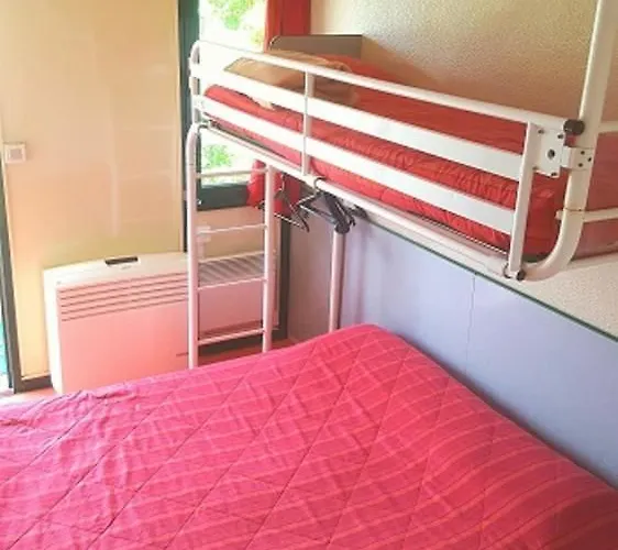 Premiere Classe Niort Est *